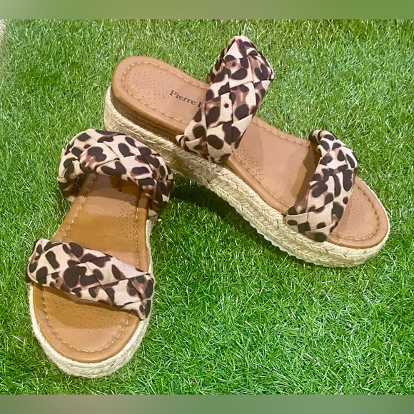 Pierre Dumas Shoes - BRAND NEW WITH TAGS Wild Side Braided Espadrille Sandals